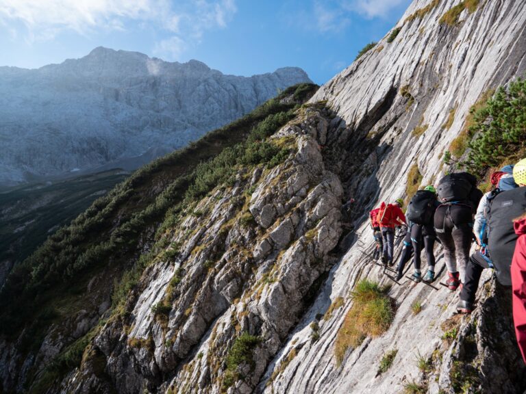 Klettersteigen tijdens Zugspitze beklimmen
