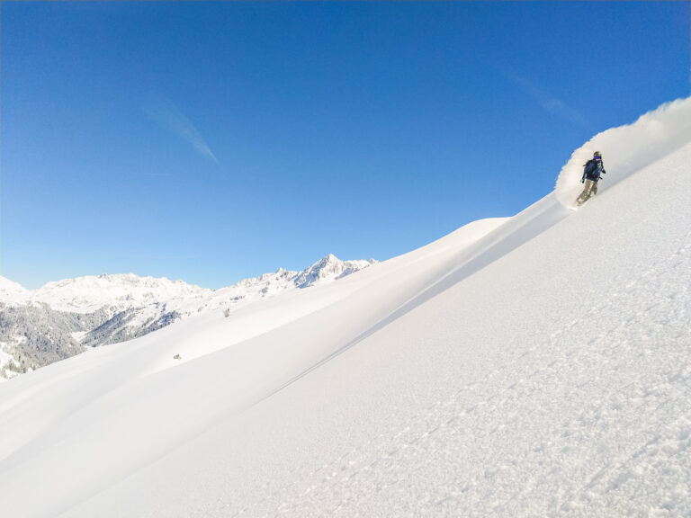 Mountain Network - Powder Roadtrip Alpen_1