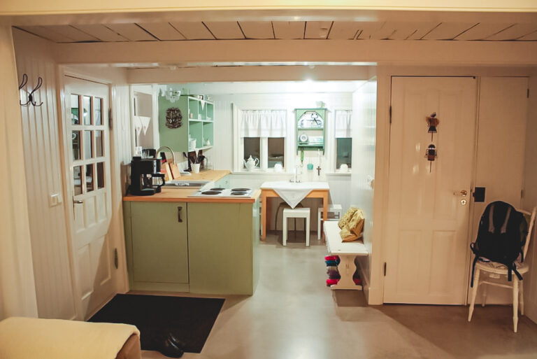 Mountain Network - toerskiën Troll Peninsula, IJsland_18