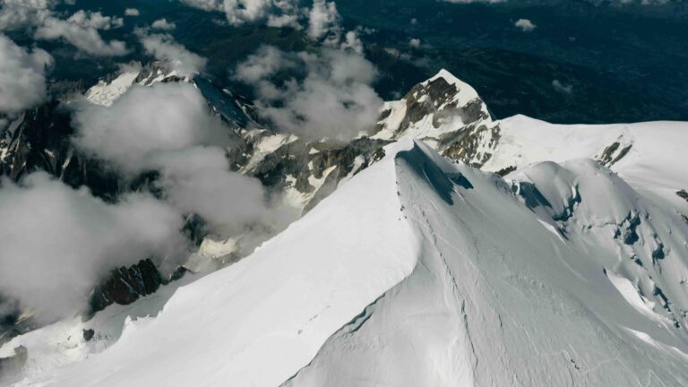 3opreis- 210905-_--DJI_0093 - Mont Blanc beklimmen MountainBeat