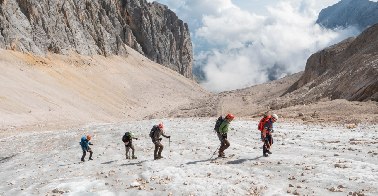 Zugspitze beklimmen: je eerste alpiene top via het Höllental