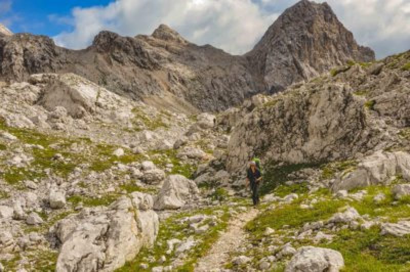 Mountain-Network-Triglav-beklimming-trekking-10-400x266